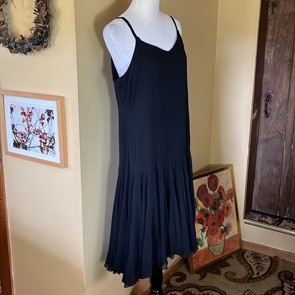SWEE LO NY size Medium Flapper-Style Great Gadsby Silk Tank PinTuck Dress GOTH - Picture 4 of 17